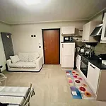Appartamento Incantevole Con Giardino - Garage Privato E Free Wifi