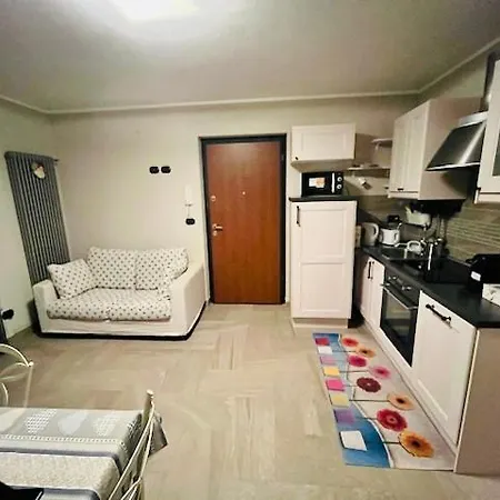 아파트 Incantevole Con Giardino - Garage Privato E Free Wifi